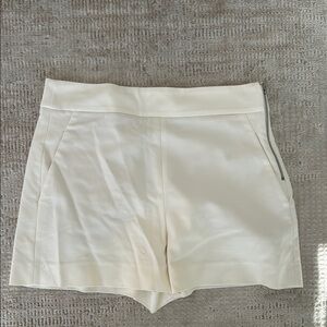 Zara Women's Cream Shorts
